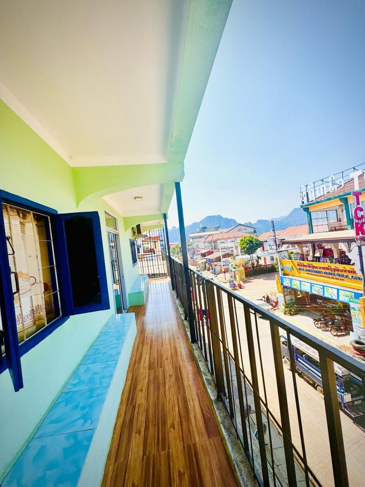 Vang Vieng Ruby Backpackers Hostel Exterior foto